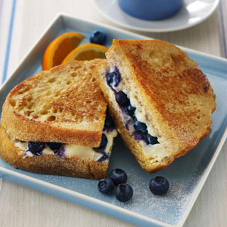 Blueberry French Toast Sandwich Recipe