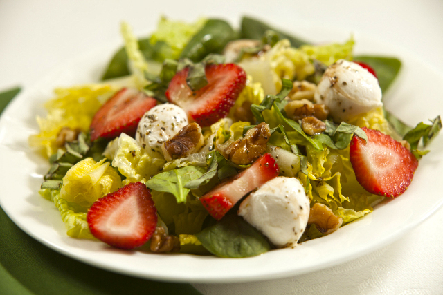Strawberry, Mozzarella and Walnut Salad
