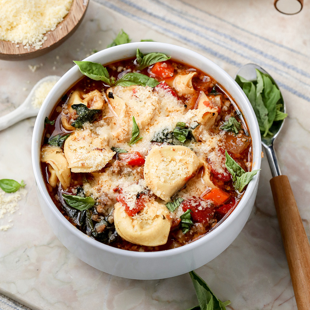 Soup season is almost here! Enjoy this savory Tortellini Soup with Italian Sausage loaded with cheese tortellini, crumbled sausage, carrots and red bell peppers. Toss everything into a large pot and simmer in a fire-roasted-tomato-based broth.⁠
⁠
Get the full recipe at the link in our bio!⁠
⁠
📸: @jessiskitchen
