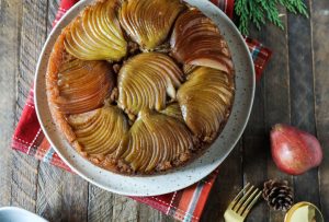 Upside down caramelized pear cake